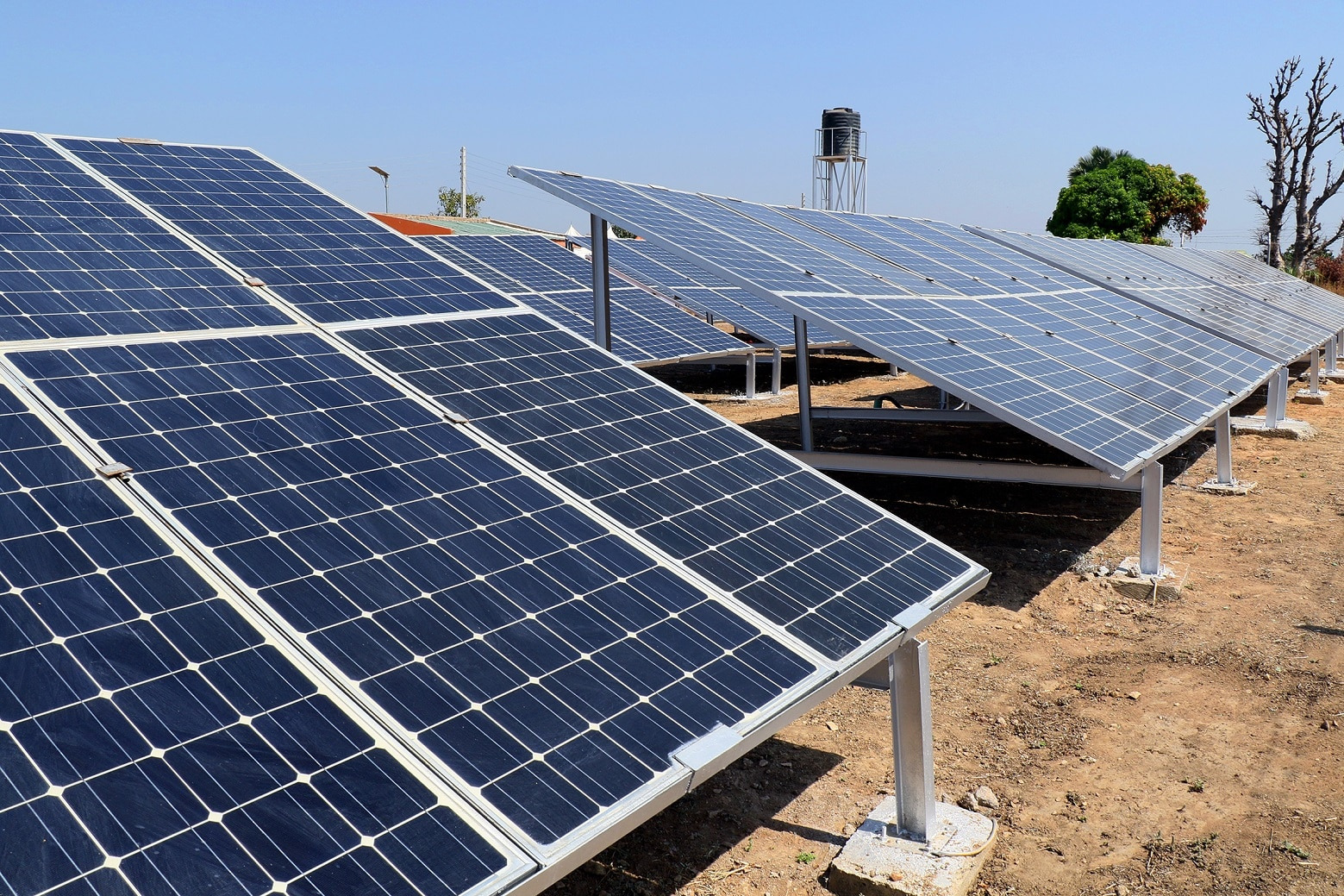 SERVICE DE CONSTRUCTION DES CENTRALES PHOTOVOLTAIQUE
